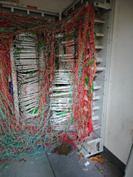 Etat du point de mutualisation de Versailles Pershing le 10 octobre 2025 - mauvais état général à droite