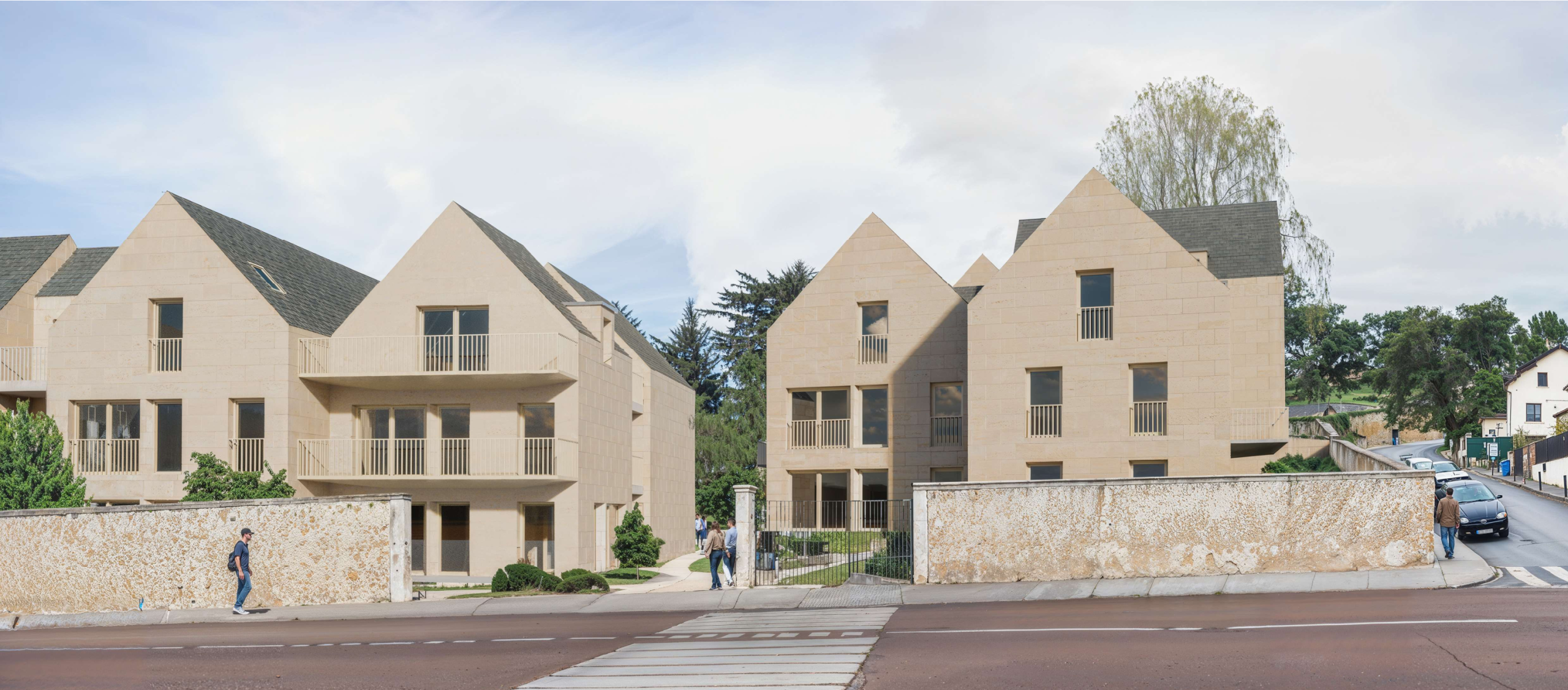 Vue artistique du projet fournie par le Groupe Duval dans le dossier de demande de permis de construire. Vue publiée avec le permis de construire. Vue depuis la Rue de la Ceinture vers le nord-nord-est.